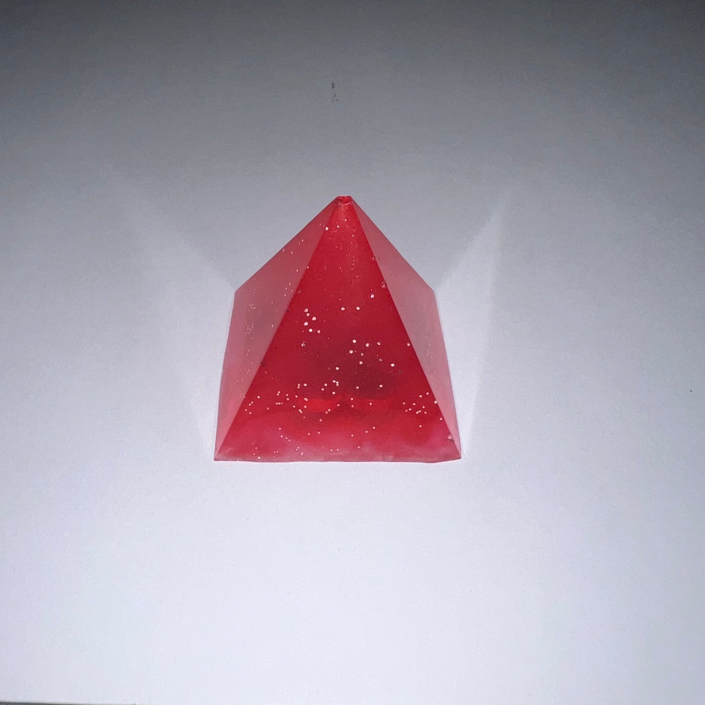 Pyramid - Magnet