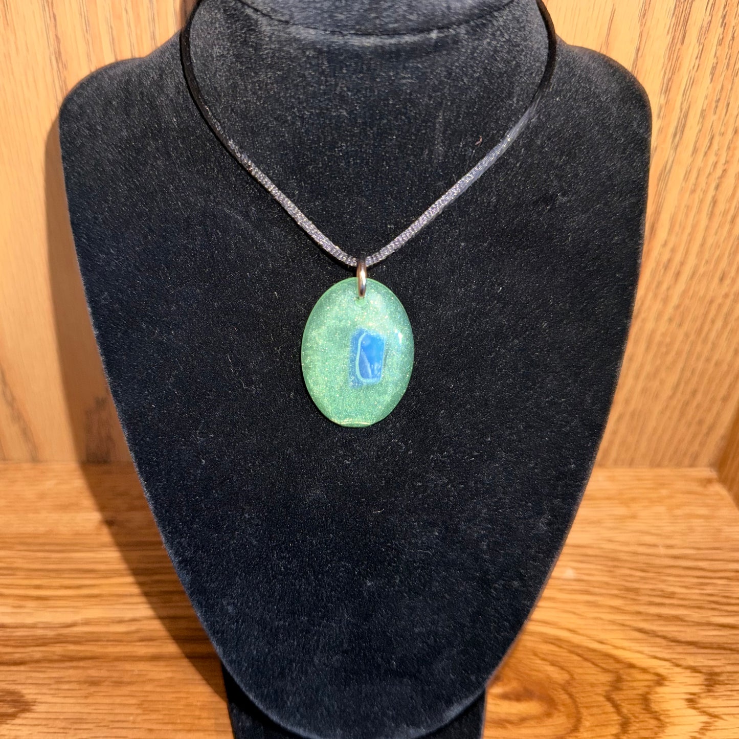 Green Oval - pendant