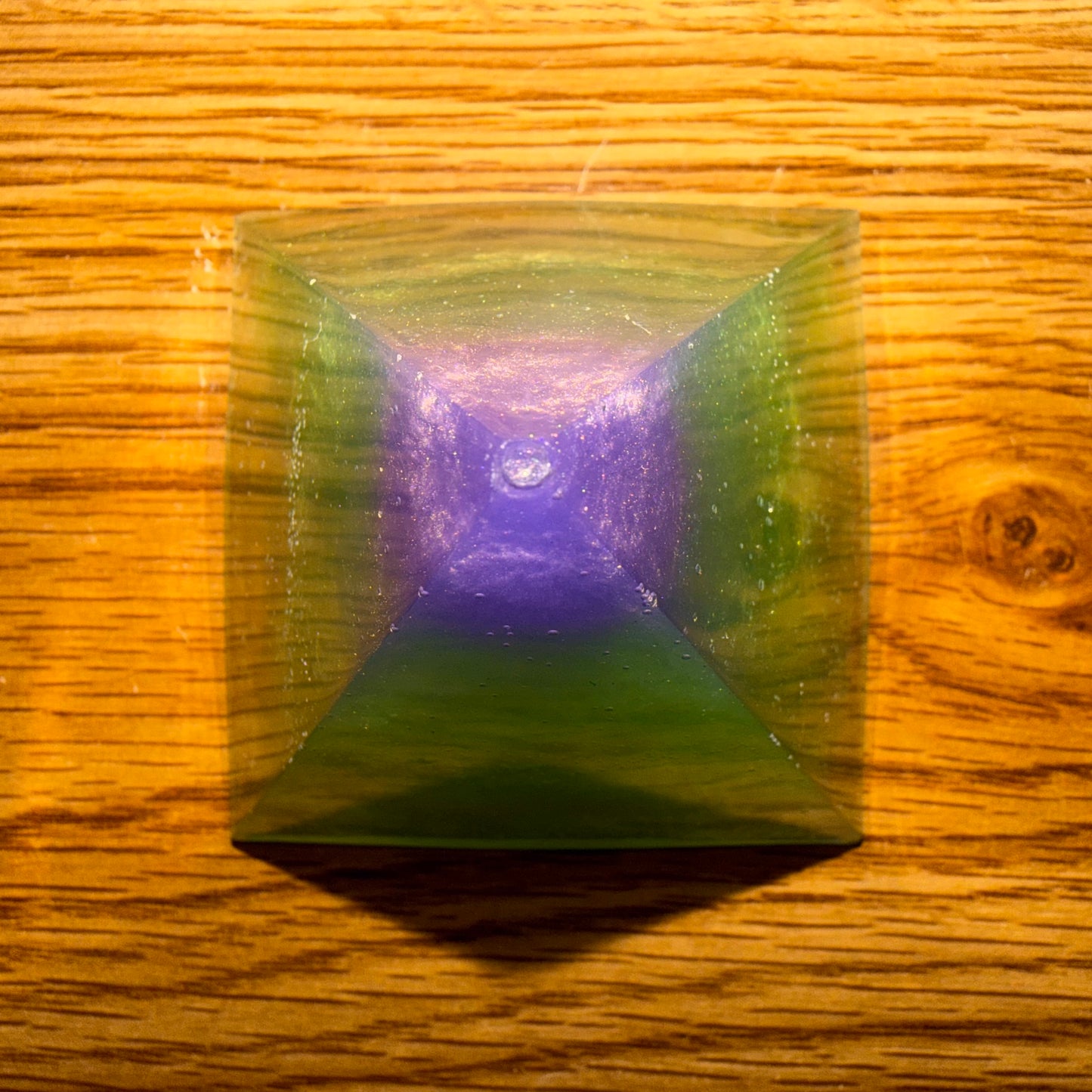 Green / Purple - Pyramid