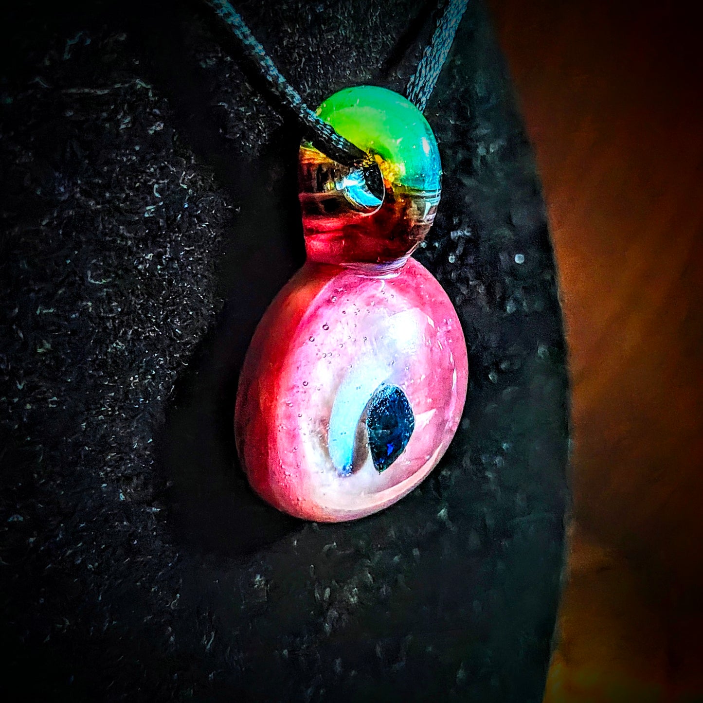 Opal in peach - Pendant