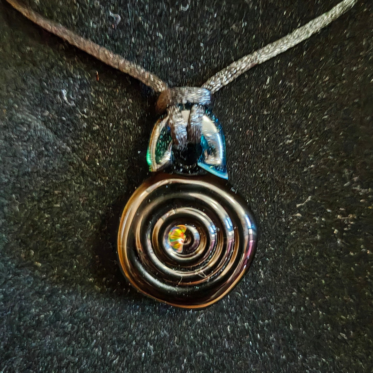 Opal Vibe - Pendant